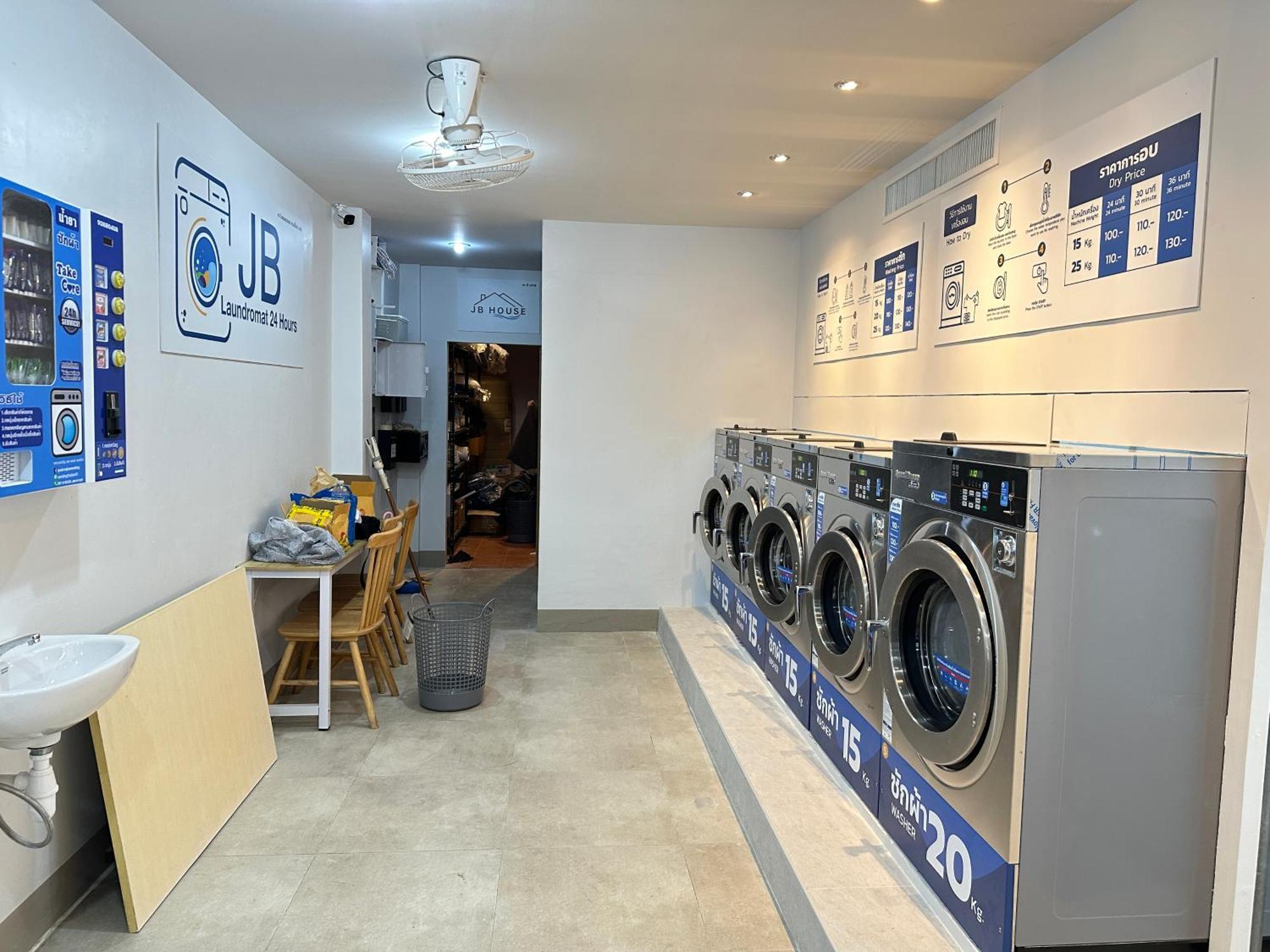 Ostello Jb House Patong Esterno foto